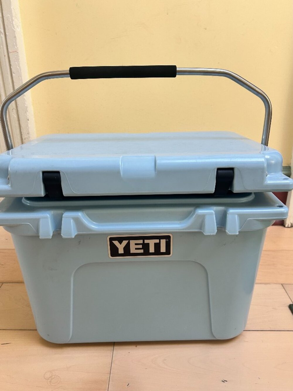 YETI Roadie 20, ice blue, 20-liter (discontinued)
